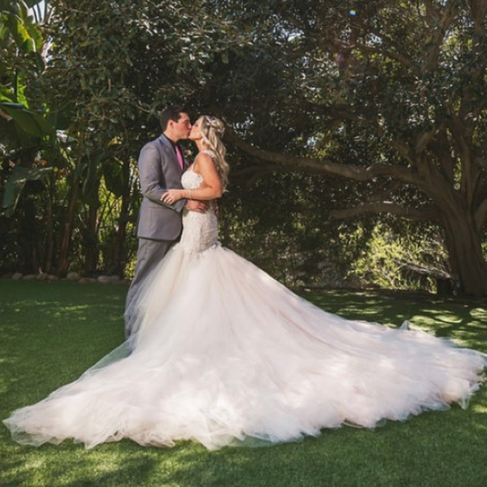 Allegra Galia Lahav dress with detachable train.